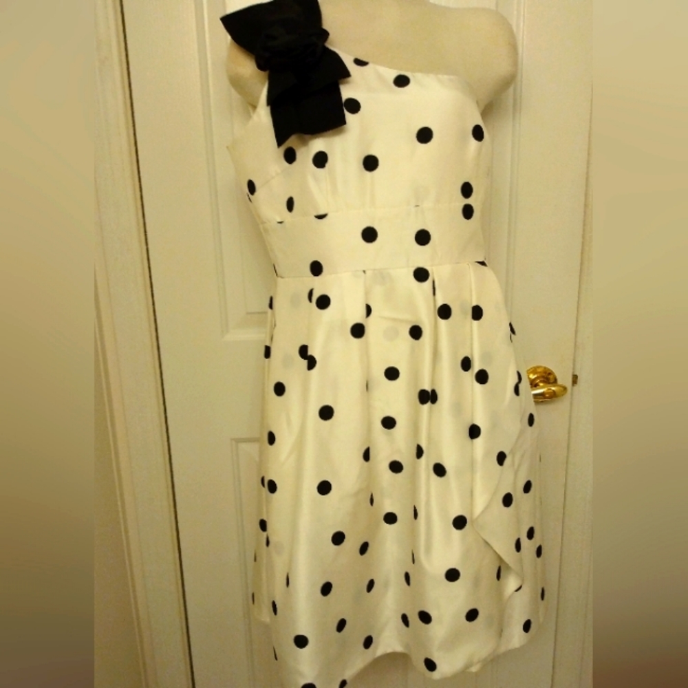 Tahari one shoulder cocktail dress, NWT